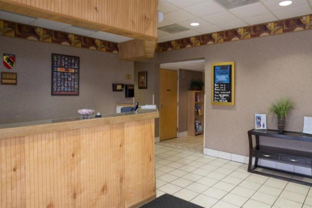 Bridgepointe Hotel & Marina New Bern Extérieur photo